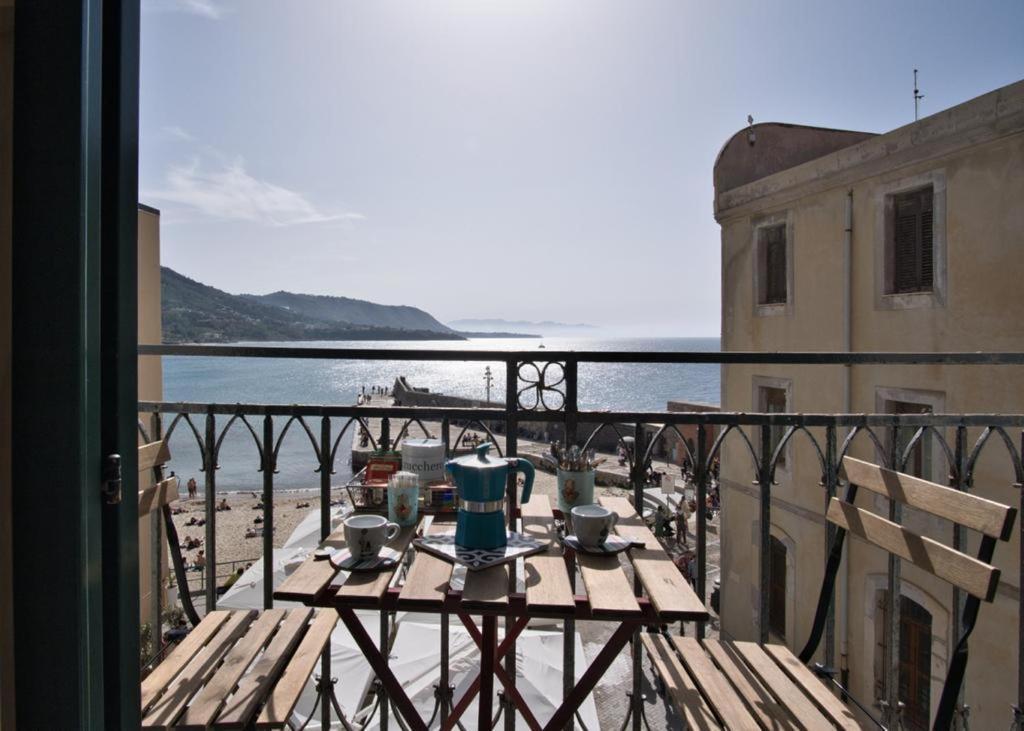 Appartamento Devalu Casa Del Mare Cefalù Esterno foto